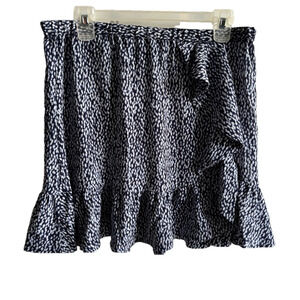 Michael Kors Navy and White ruffled skirt size medium marked out tag